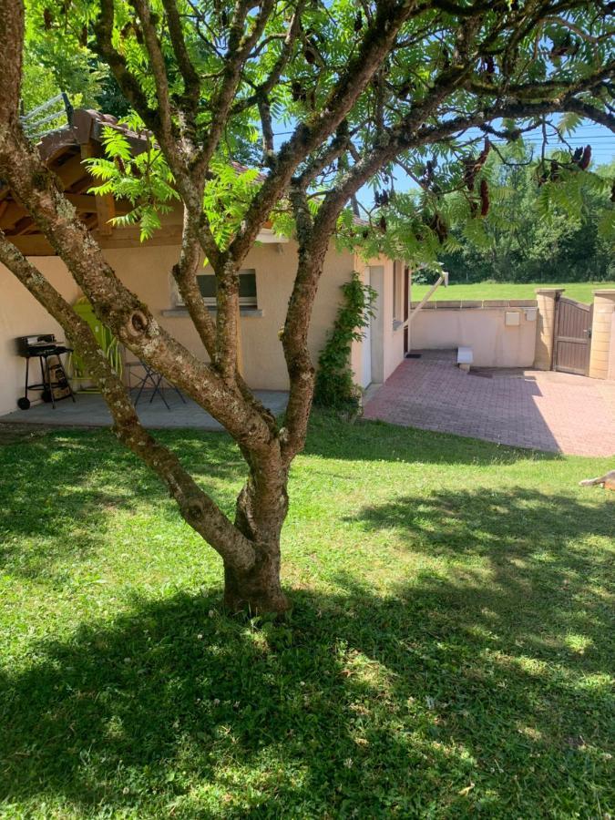 Les Ouches Apartment Fleurey-sur-Ouche Exterior photo