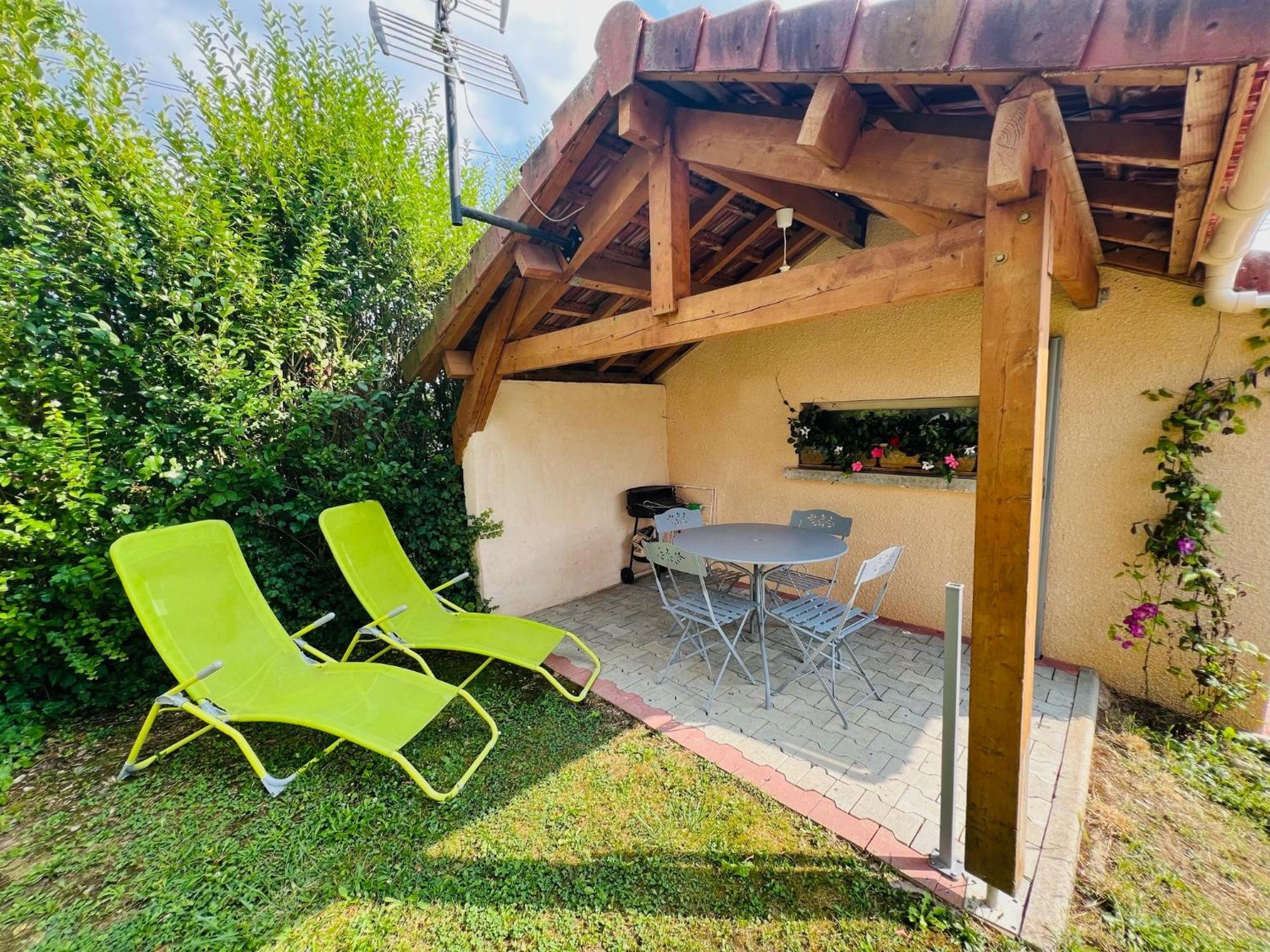 Les Ouches Apartment Fleurey-sur-Ouche Exterior photo